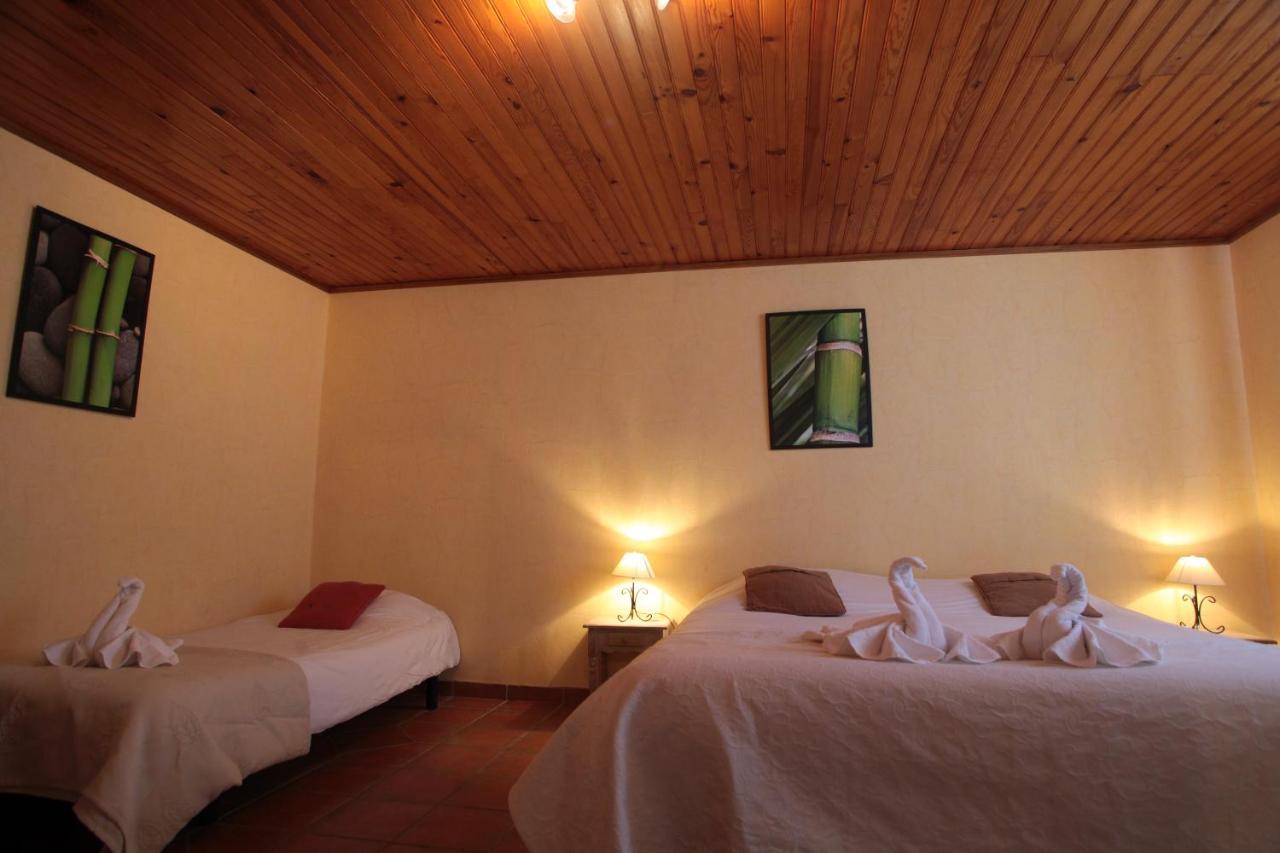 Logis Hotel Le Pressoir Saint Chinian Bagian luar foto