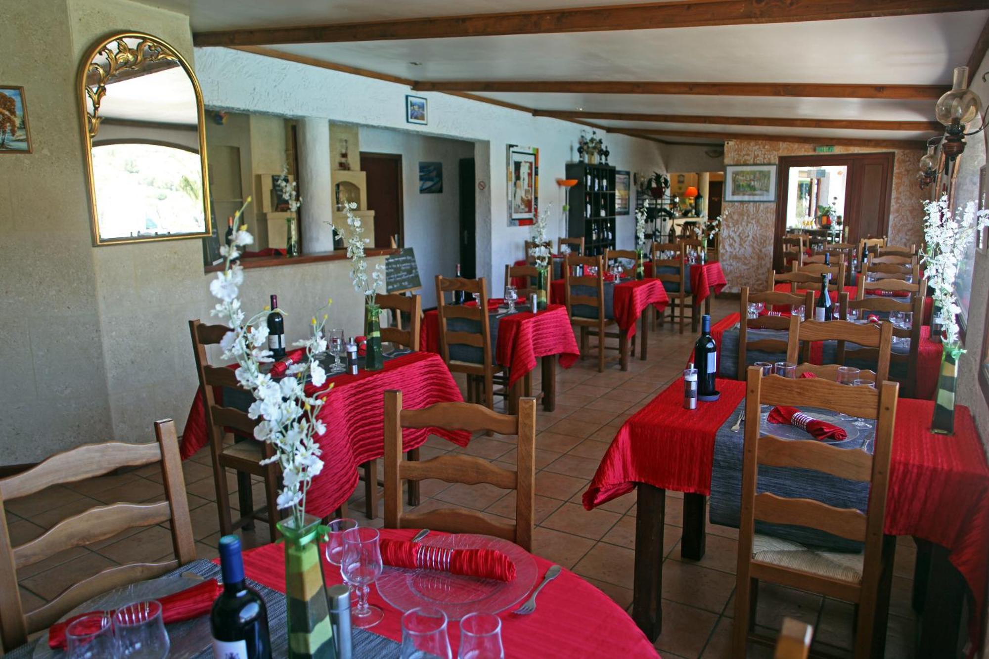 Logis Hotel Le Pressoir Saint Chinian Bagian luar foto