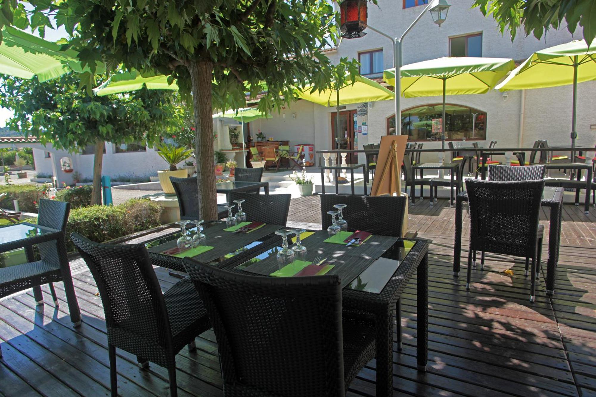Logis Hotel Le Pressoir Saint Chinian Bagian luar foto